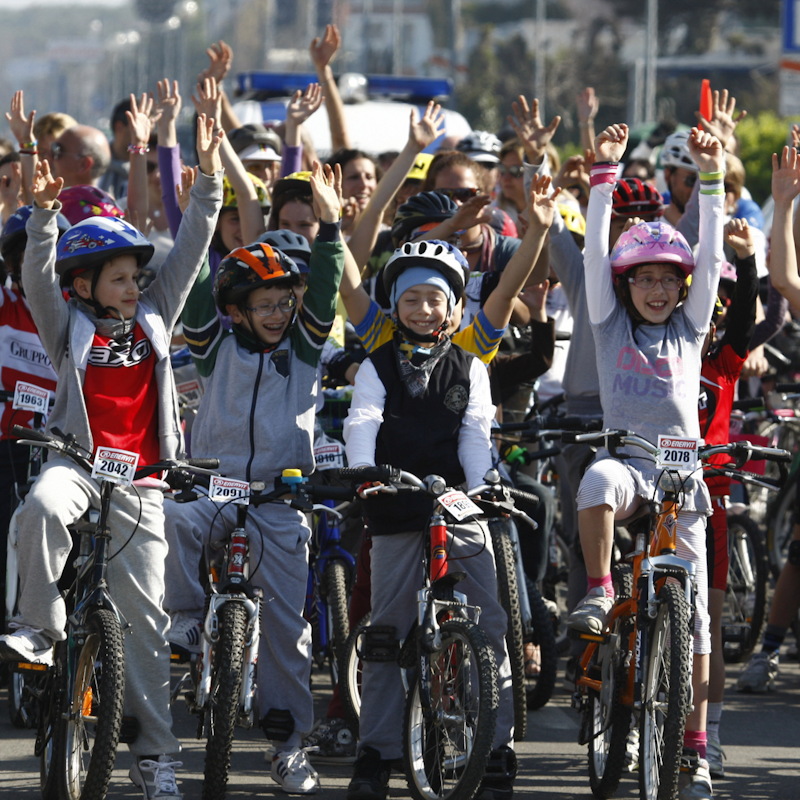 Pedalata dei piccoli atleti