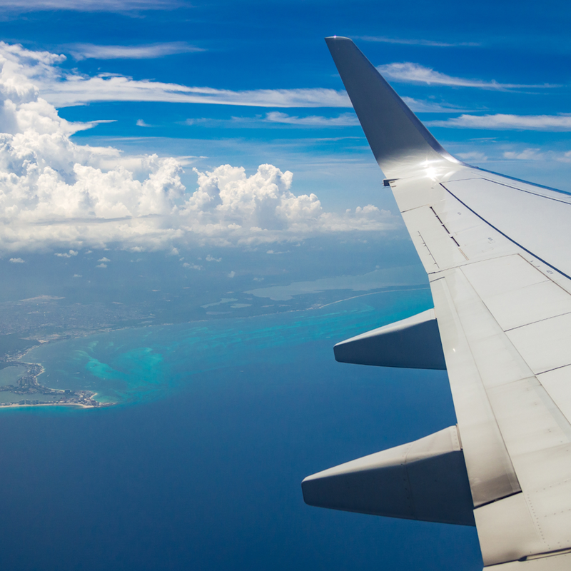 Aereo sul mare